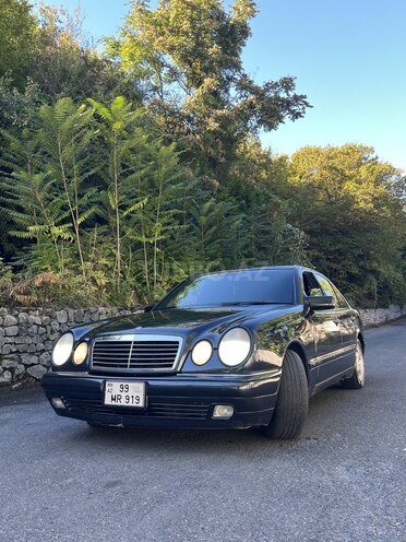 Mercedes E 320 1997, 80,000 km - 3.2 л - Şəki