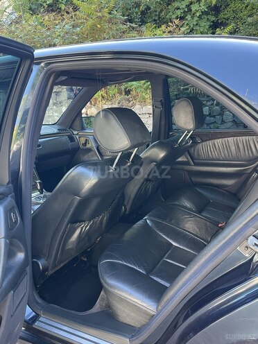 Mercedes E 320 1997, 80,000 km - 3.2 л - Şəki