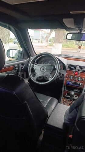 Mercedes C 230 1998, 250,000 km - 2.3 l - Xaçmaz