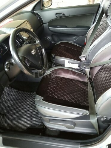 Hyundai i30 2009, 268,000 km - 1.6 l - Şirvan