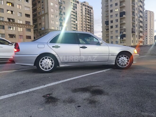 Mercedes C 230 1999, 298,211 km - 2.3 л - Bakı