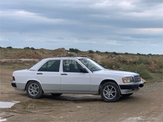Mercedes 190 1993, 265,000 km - 2.0 л - Sumqayıt