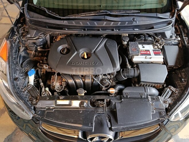 Hyundai Elantra 2011, 140,000 km - 1.8 l - Tovuz