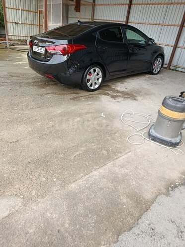 Hyundai Elantra 2011, 140,000 km - 1.8 l - Tovuz