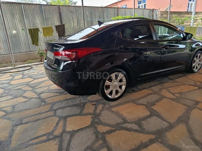 Hyundai Elantra 2011, 140,000 km - 1.8 l - Tovuz