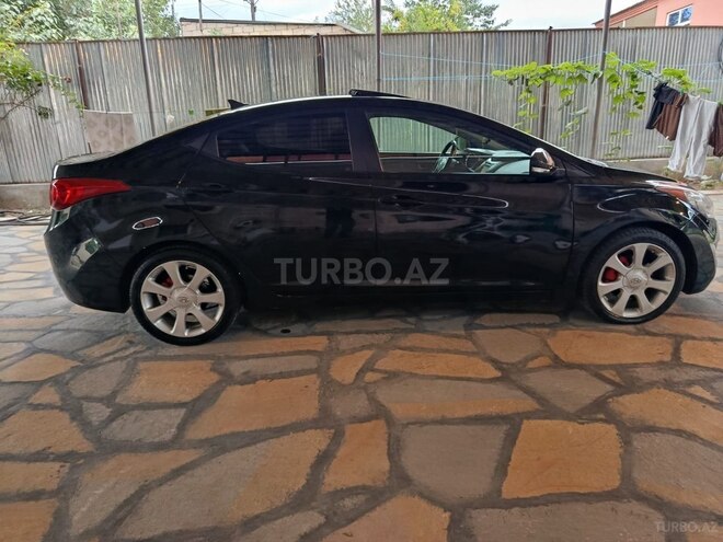 Hyundai Elantra 2011, 140,000 km - 1.8 l - Tovuz