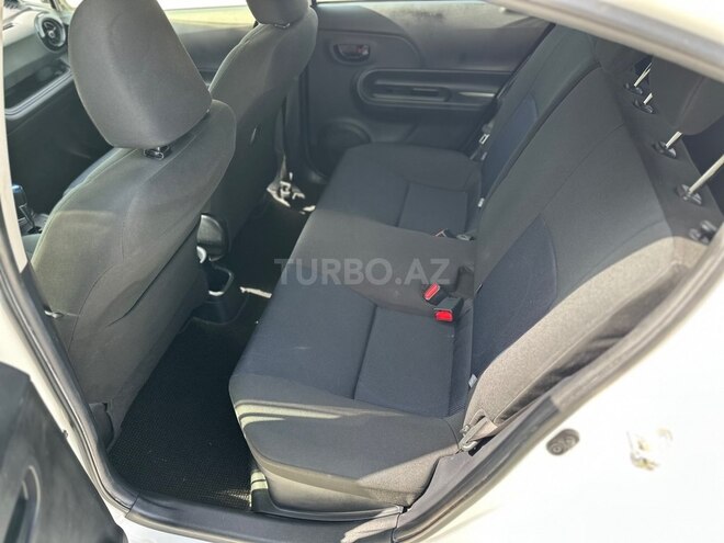 Toyota Aqua 2020, 28,500 km - 1.5 л - Bakı