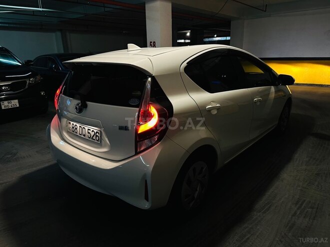 Toyota Aqua 2020, 28,500 km - 1.5 л - Bakı