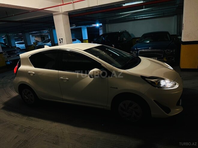Toyota Aqua 2020, 28,500 km - 1.5 л - Bakı