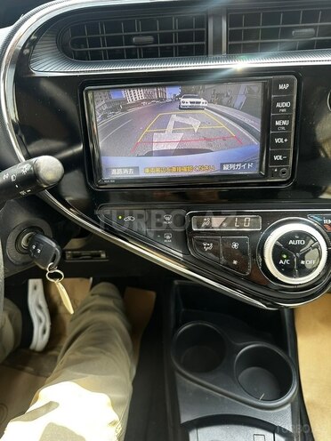 Toyota Aqua 2020, 28,500 km - 1.5 л - Bakı