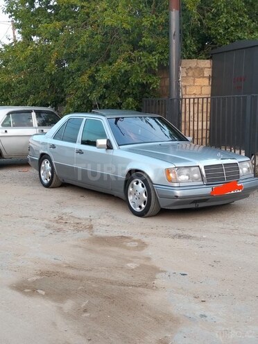Mercedes 220 E 1993, 480,000 km - 2.2 л - Bakı