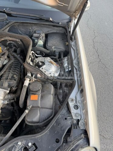 Mercedes E 220 2003, 320,000 km - 2.2 л - Mingəçevir