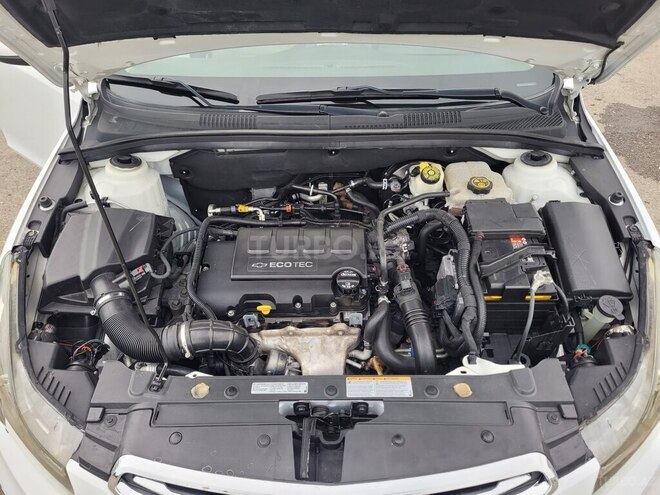 Chevrolet Cruze 2015, 175,000 km - 1.4 л - Şəmkir