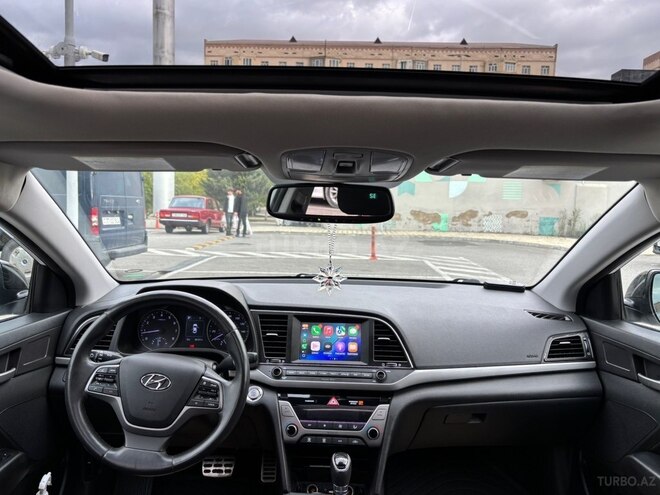 Hyundai Elantra 2018, 155,667 km - 2.0 л - Sumqayıt