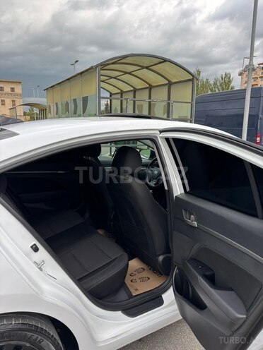 Hyundai Elantra 2018, 155,667 km - 2.0 л - Sumqayıt