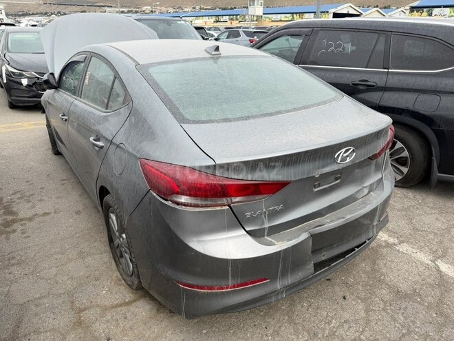 Hyundai Elantra 2017, 130,000 km - 2.0 l - Bakı
