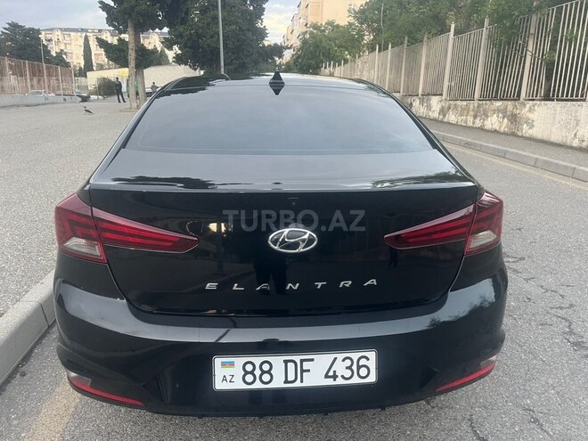 Hyundai Elantra 2019, 114,000 km - 2.0 л - Bakı