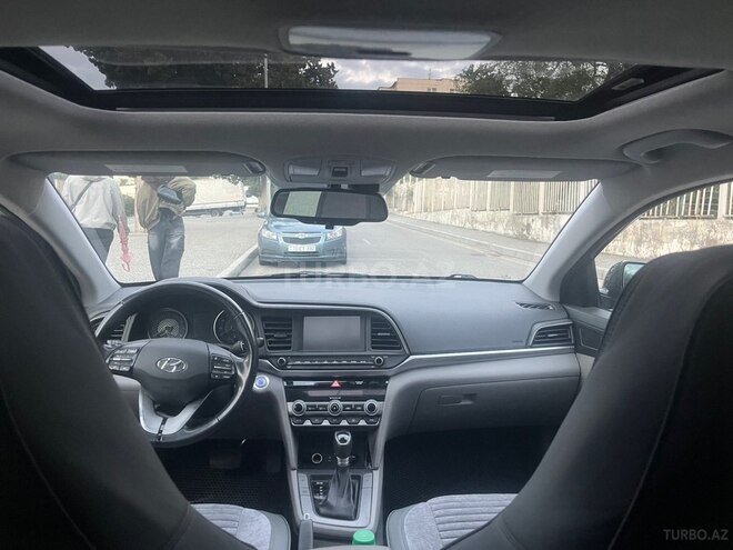 Hyundai Elantra 2019, 114,000 km - 2.0 л - Bakı