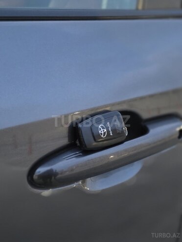 Toyota RAV4 2024, 24,000 km - 2.5 л - Bakı