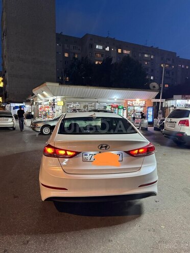 Hyundai Elantra 2017, 196,824 km - 2.0 l - Bakı