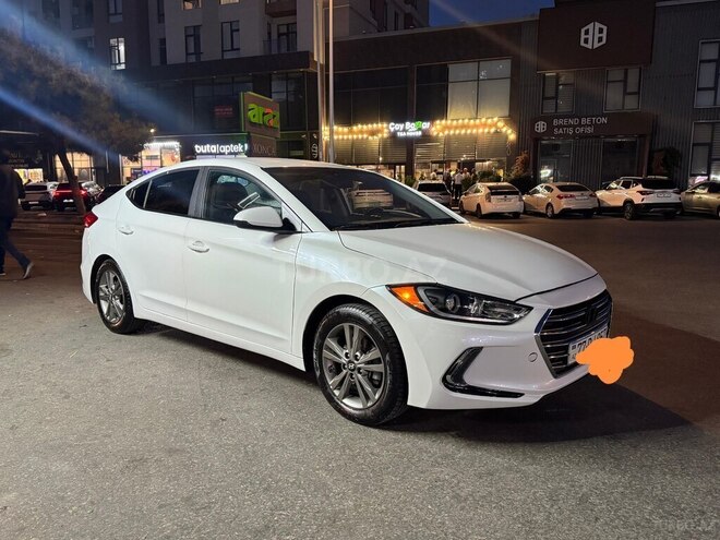 Hyundai Elantra 2017, 196,824 km - 2.0 l - Bakı