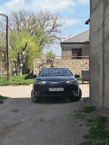 Toyota Corolla 2014, 198,000 km - 1.6 л - Sumqayıt