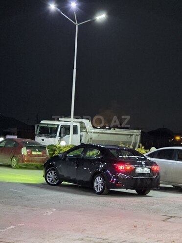 Toyota Corolla 2014, 198,000 km - 1.6 л - Sumqayıt
