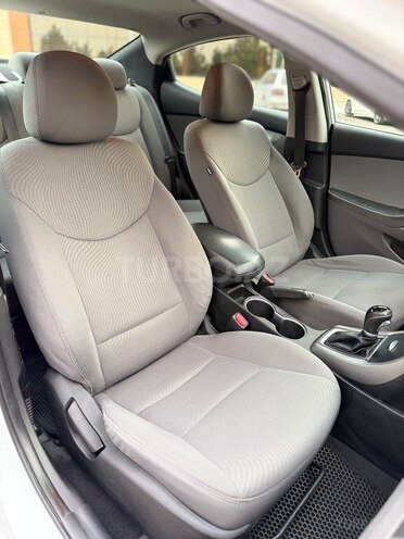 Hyundai Elantra 2014, 287,199 km - 1.8 l - İmişli