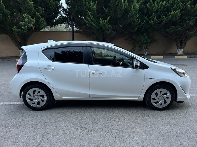 Toyota Aqua 2019, 127,000 km - 1.5 л - Bakı