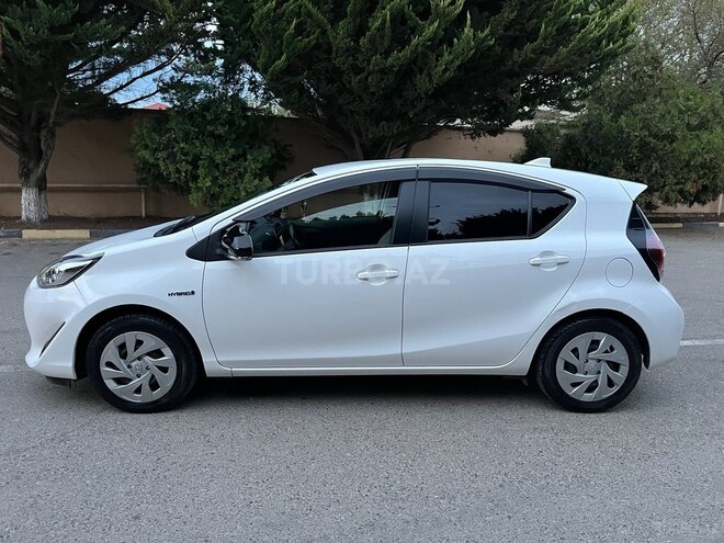 Toyota Aqua 2019, 127,000 km - 1.5 л - Bakı