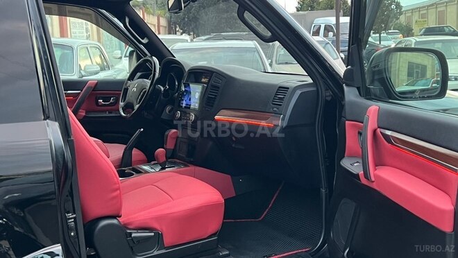 Mitsubishi Pajero 2006, 270,000 km - 3.0 л - Sumqayıt