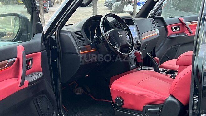 Mitsubishi Pajero 2006, 270,000 km - 3.0 л - Sumqayıt