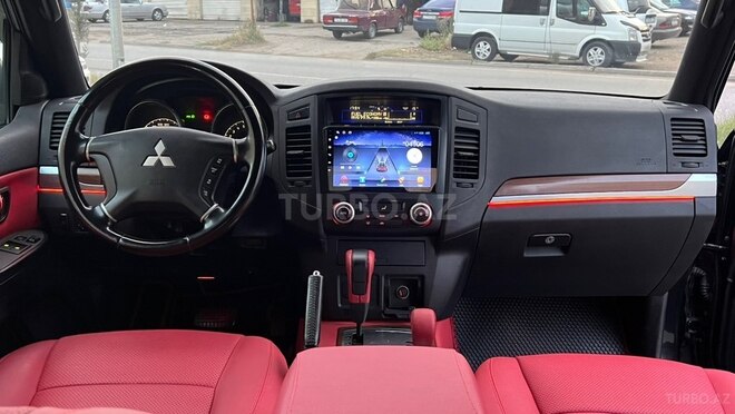 Mitsubishi Pajero 2006, 270,000 km - 3.0 л - Sumqayıt
