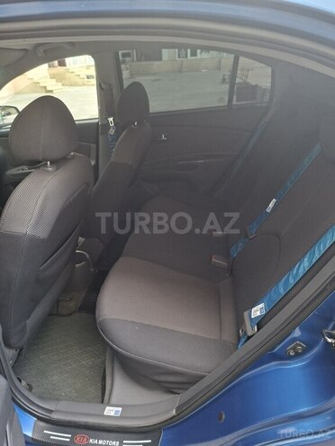 Kia Rio 2005, 275,000 km - 1.4 л - Bakı