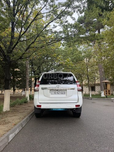 Toyota Land Cruiser Prado 2014, 177,000 km - 2.7 л - Bakı