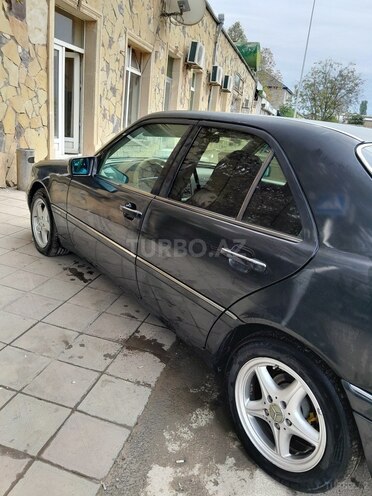 Mercedes C 280 1995, 525,039 km - 2.8 л - Gəncə