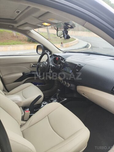 Mitsubishi Outlander 2008, 237,000 km - 3.0 l - Bakı