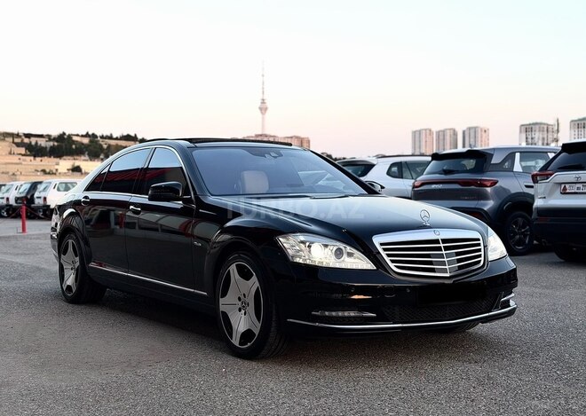 Mercedes S 500 2011, 178,200 km - 4.7 l - Bakı