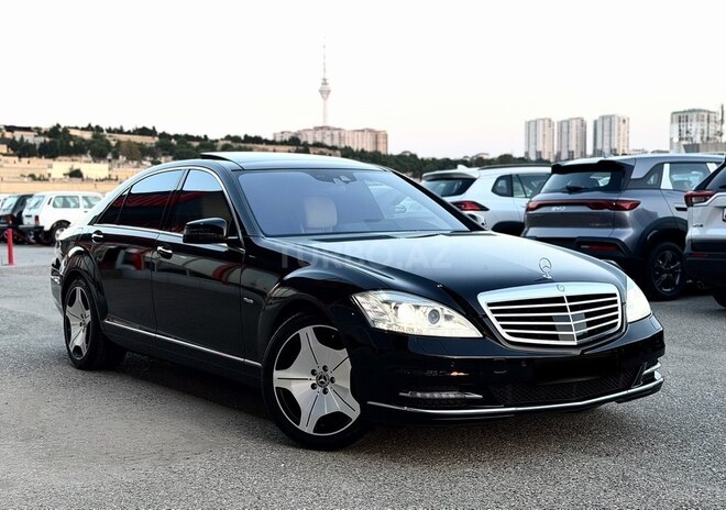 Mercedes S 500 2011, 178,200 km - 4.7 l - Bakı