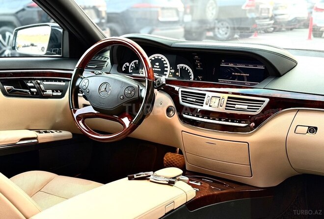 Mercedes S 500 2011, 178,200 km - 4.7 l - Bakı