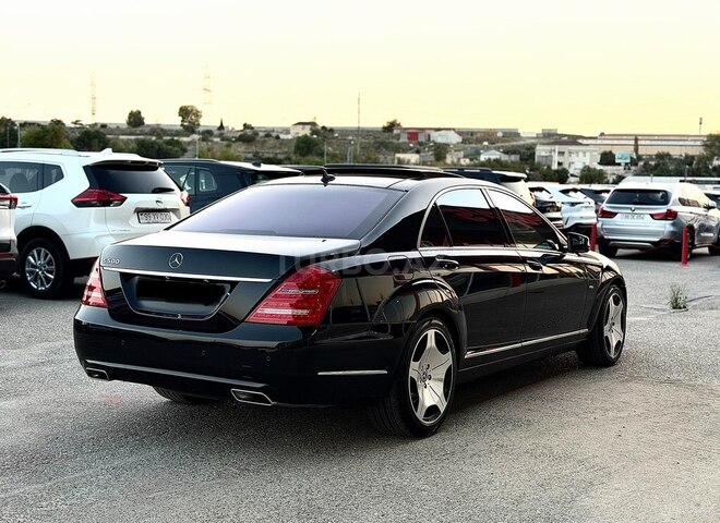 Mercedes S 500 2011, 178,200 km - 4.7 l - Bakı