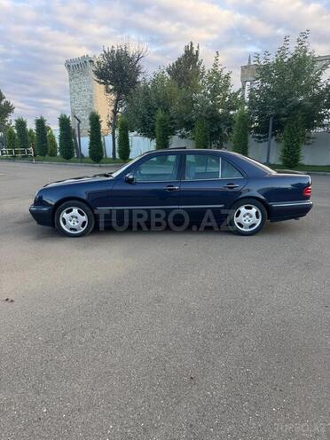 Mercedes E 240 1999, 235,469 km - 2.4 л - Tovuz