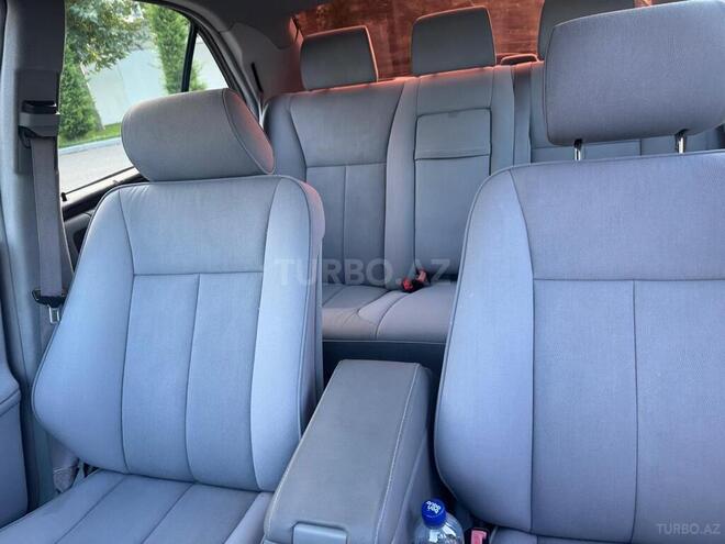 Mercedes E 240 1999, 235,469 km - 2.4 л - Tovuz