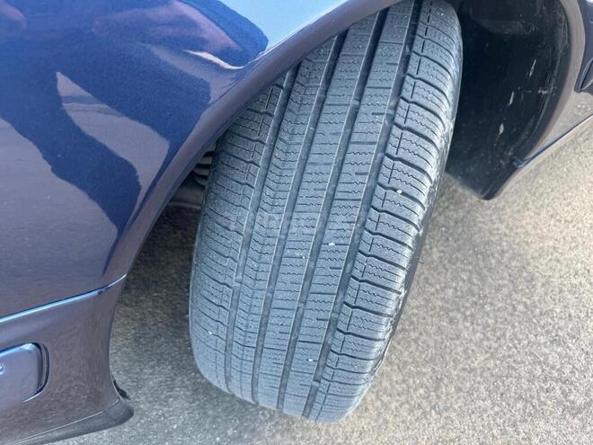 Mercedes E 240 1999, 235,469 km - 2.4 л - Tovuz