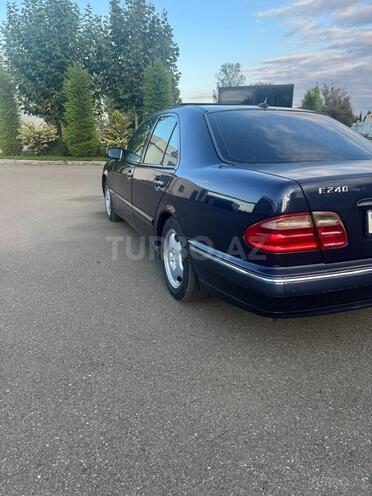 Mercedes E 240 1999, 235,469 km - 2.4 л - Tovuz