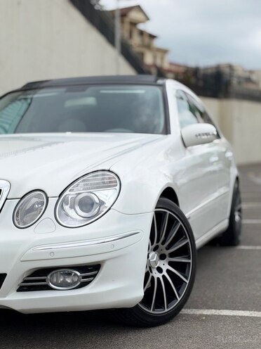 Mercedes E 240 2004, 208,000 km - 2.6 l - Bakı