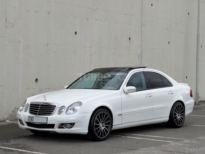 Mercedes E 240 2004, 208,000 km - 2.6 l - Bakı