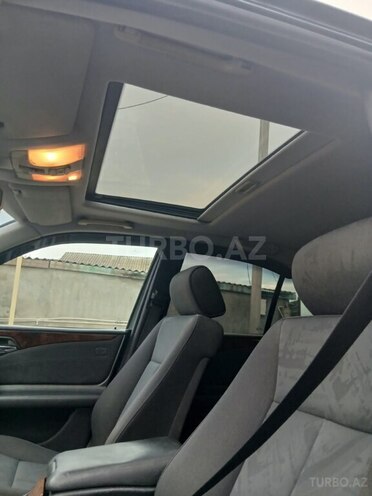 Mercedes E 240 1999, 243,000 km - 2.4 l - Cəlilabad