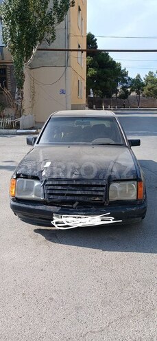 Mercedes  1988, 100,000 km - 2.6 л - Sumqayıt