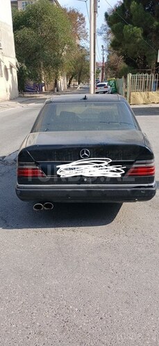 Mercedes  1988, 100,000 km - 2.6 л - Sumqayıt